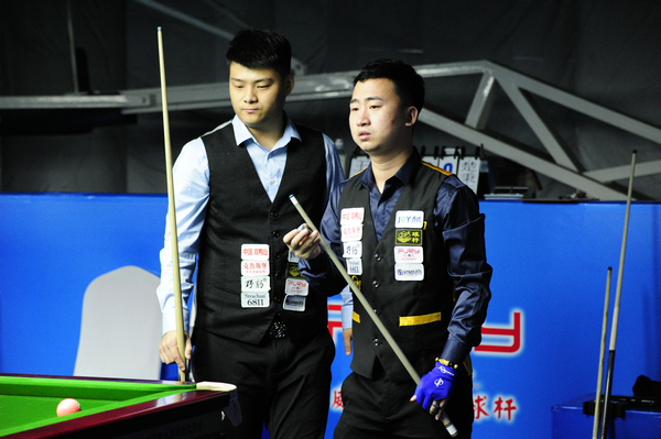 争议！非洲一哥不满判罚，主动发球失误，0 - 3无缘男单16强.